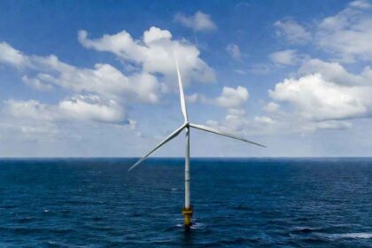 China installs the world’s first 20-megawatt offshore wind turbine, generating power for 44,000 homes while cutting emissions.